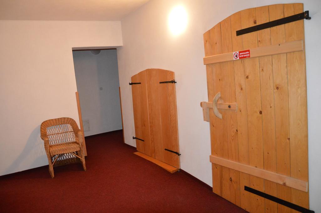 Hotel Statek 3 - Wellness & Spa Hluboká nad Vltavou Esterno foto