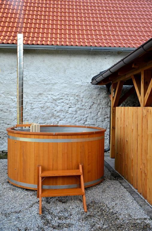 Hotel Statek 3 - Wellness & Spa Hluboká nad Vltavou Esterno foto